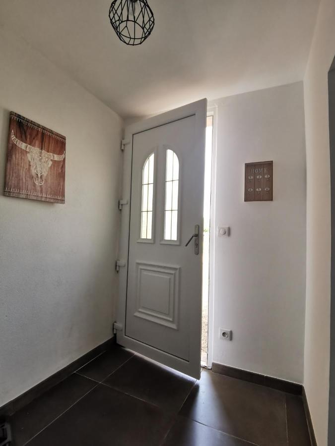 Maison De Vacances L'Hote Champetre Campagne Arlesienne Exteriör bild