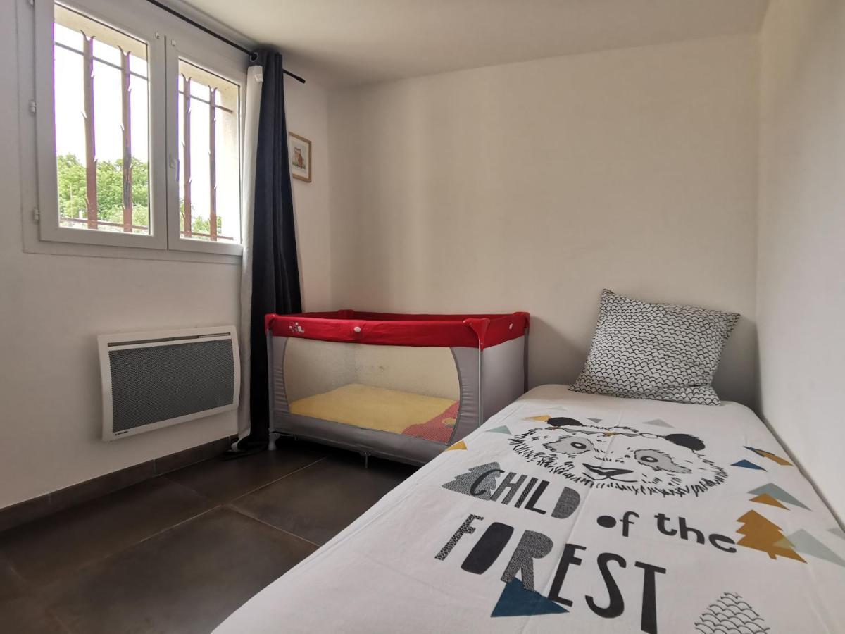 Maison De Vacances L'Hote Champetre Campagne Arlesienne Exteriör bild